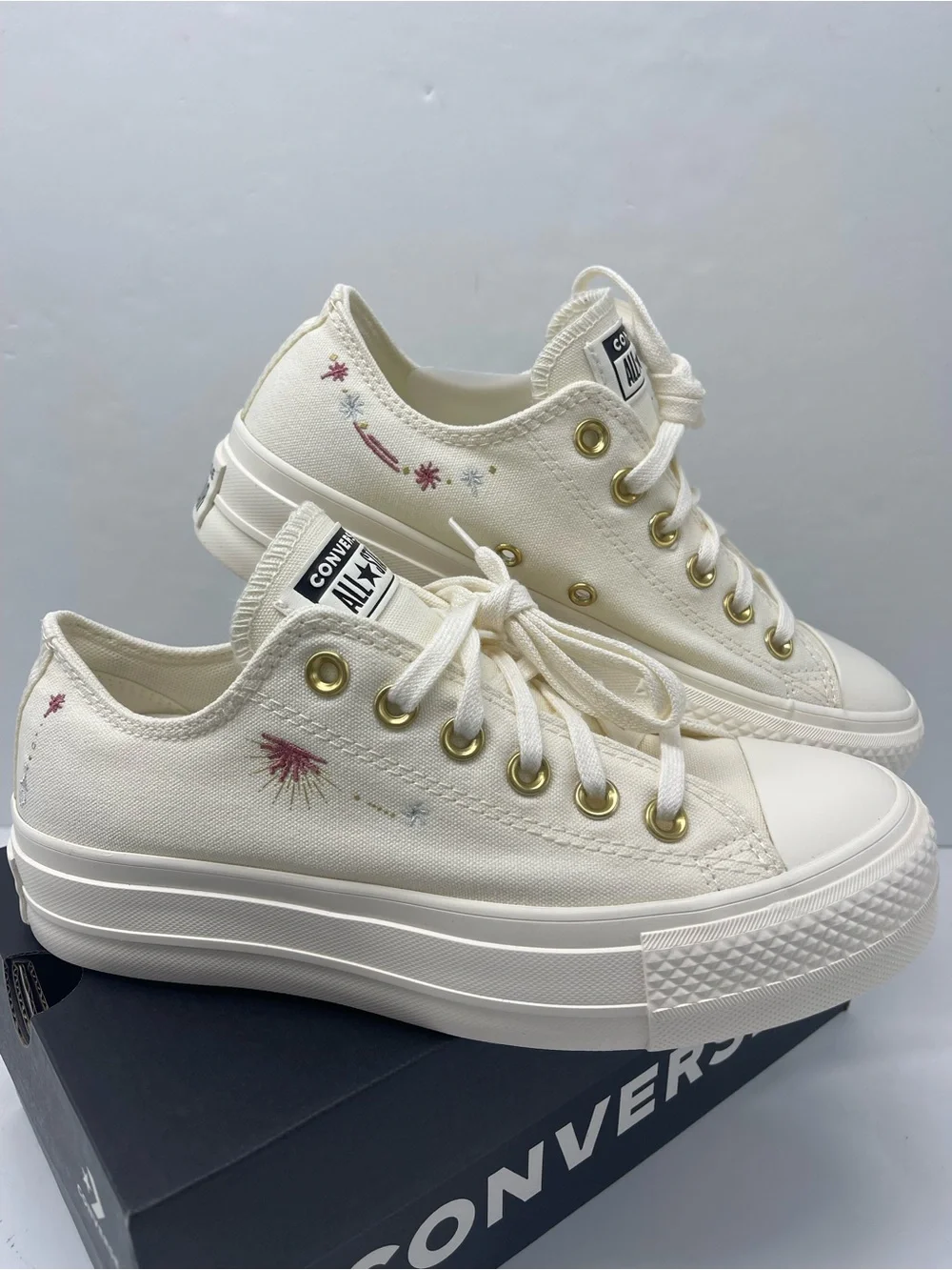 Converse STAC LIFT OX Platform Low Top Sneakers in Cream with Embroidered EGRET